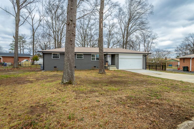 6 Howard Cir, Fort Oglethorpe, GA 30742
