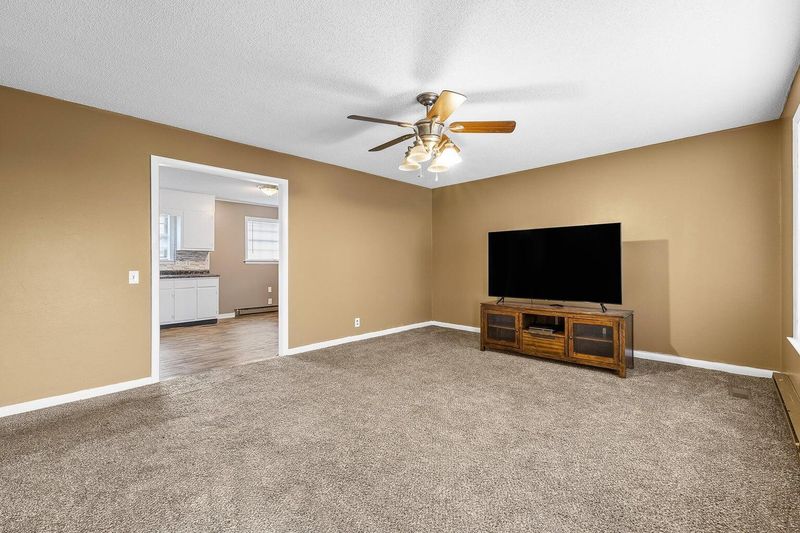151 Glenbrook Dr, Trenton, GA 30752