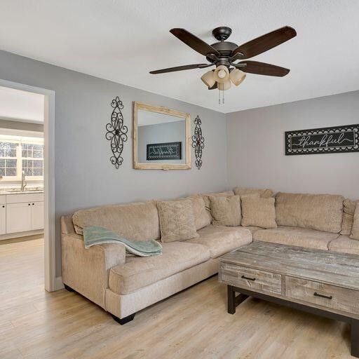 409 Warrenfells St, La Fayette, GA 30728
