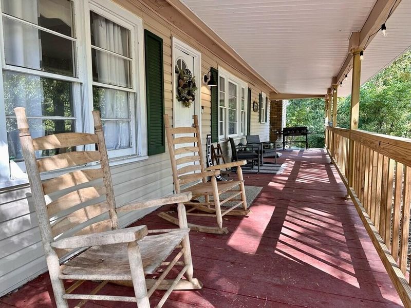 165 Belfast Ln, Rocky Face, GA 30740