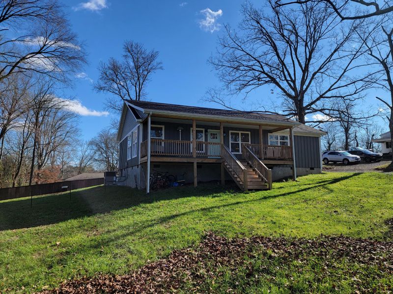 800 Mathews St, Rossville, GA 30741