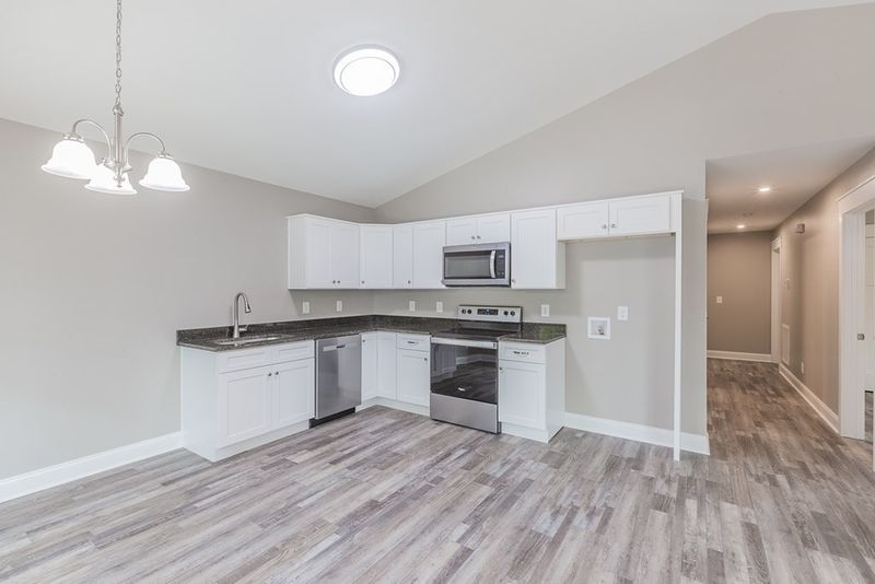 2964 Carol Cir, Rocky Face, GA 30740