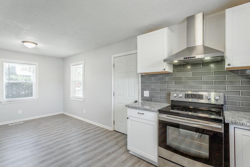 46 Cook St, La Fayette, GA 30728
