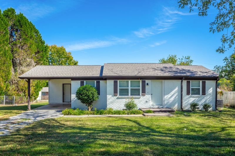 46 Cook St, La Fayette, GA 30728
