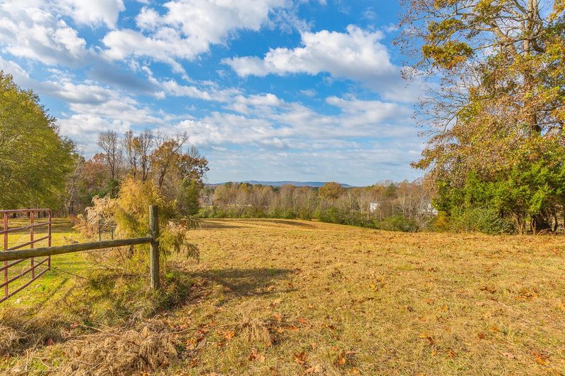 639 Ne Good Hope Rd, Dalton, GA 30721