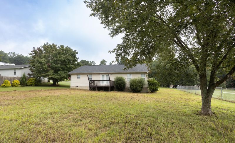 1386 Dustin Dr, Dalton, GA 30720