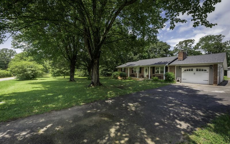 63 Bandy Estates Rd, La Fayette, GA 30728