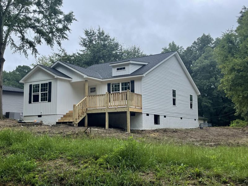 1412 Stevenson Dr, Dalton, GA 30721