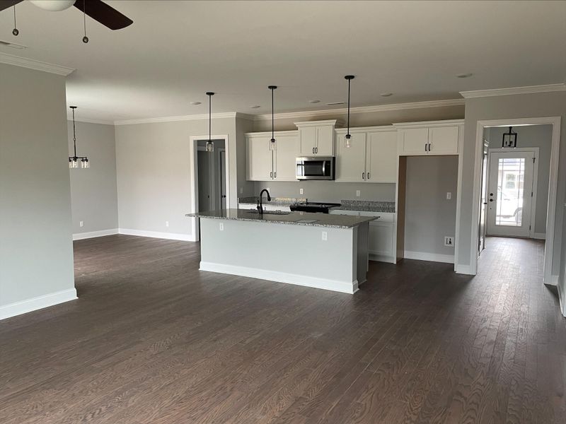 282 Winchester Dr, Fort Oglethorpe, GA 30742