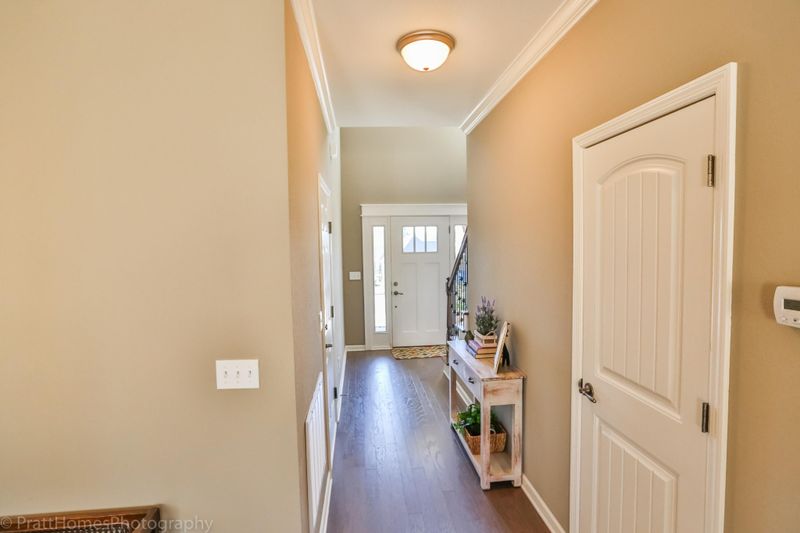 45 Winchester Dr, Fort Oglethorpe, GA 30742
