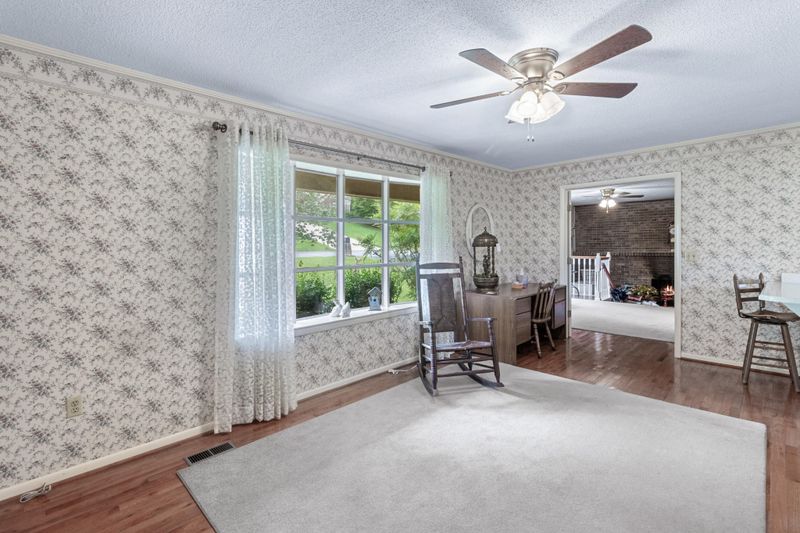 106 Emerald Dr, Ringgold, GA 30736