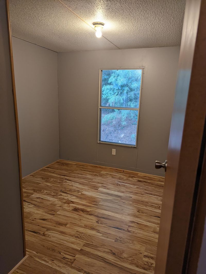 1260 Derby Dr, Cohutta, GA 30710