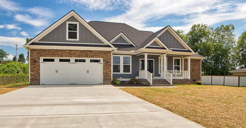 43 Stuart Rd, Fort Oglethorpe, GA 30742