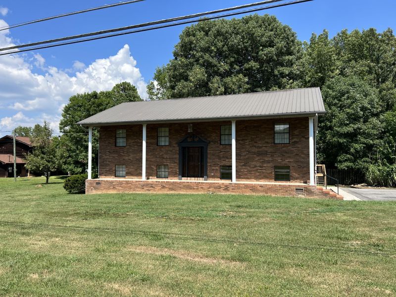 1612 Wilson Rd, Rossville, GA 30741