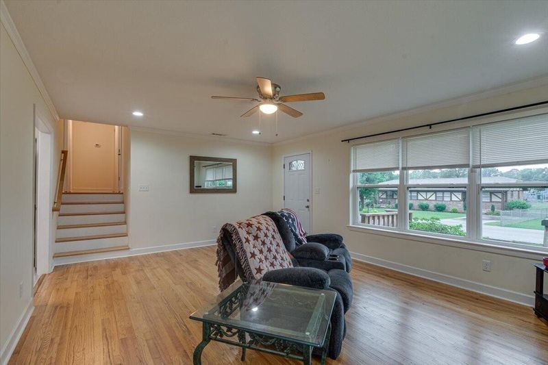 173 Howard Dr, Fort Oglethorpe, GA 30742
