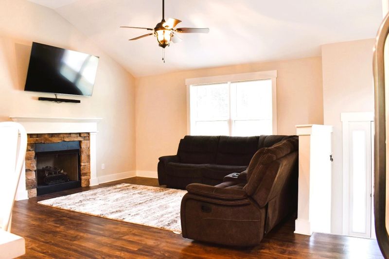218 Bell Rd, Chickamauga, GA 30707