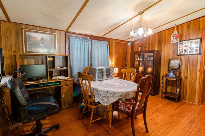 161 Bowen Ln, Chickamauga, GA 30707