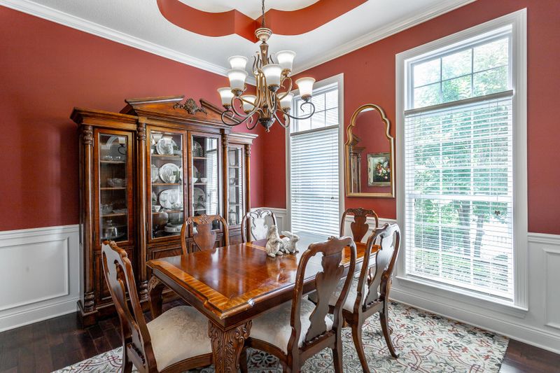 607 Castle Dr, Trenton, GA 30752