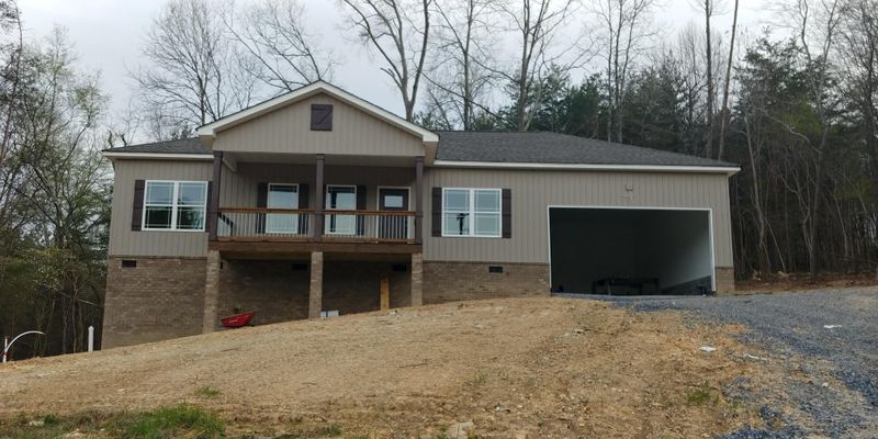211 Darvin Ln, La Fayette, GA 30728