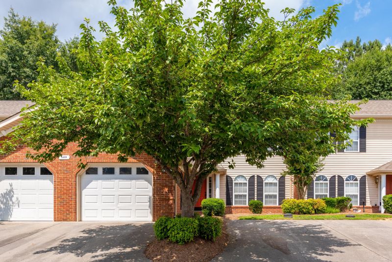 1699 Pin Oak Dr #136, Dalton, GA 30721
