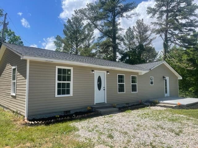 2418 Se Ridge Rd, Dalton, GA 30721