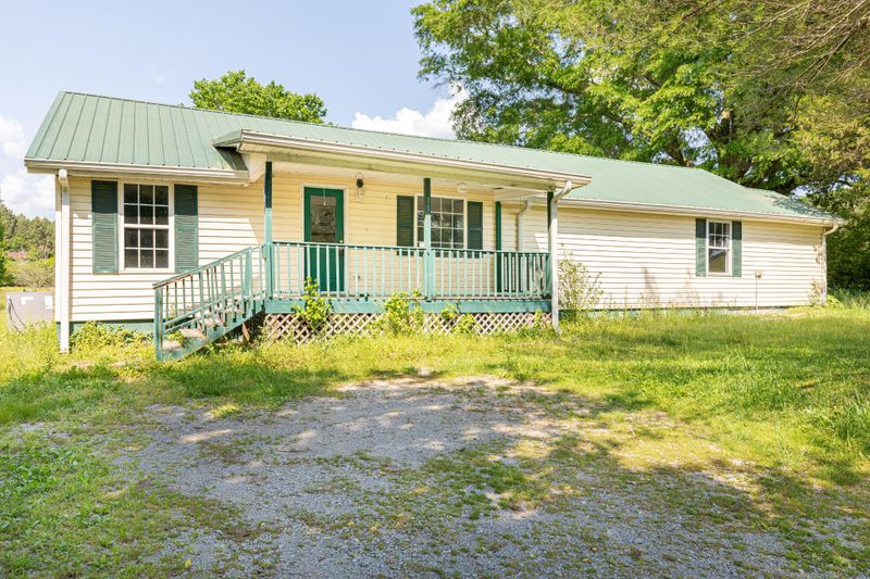 1105 Kemp Rd, La Fayette, GA 30728