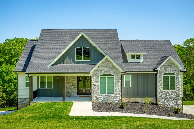 173 Magnolia Pl, Ringgold, GA 30736