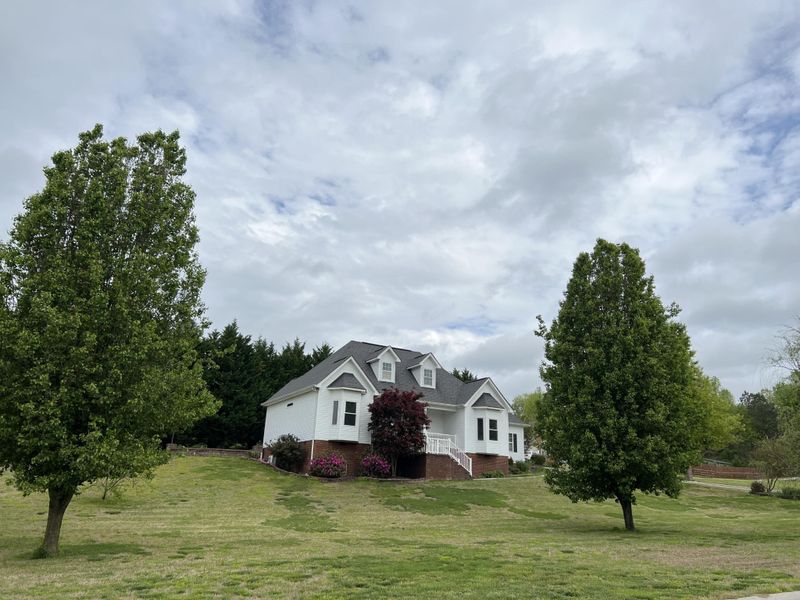 134 Oak Meadow Dr, Rock Spring, GA 30739