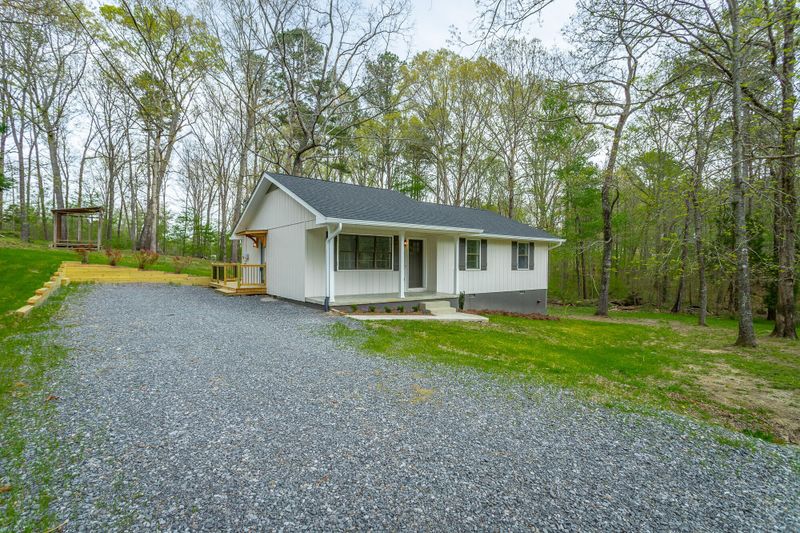 185 S Oakland Dr, La Fayette, GA 30728