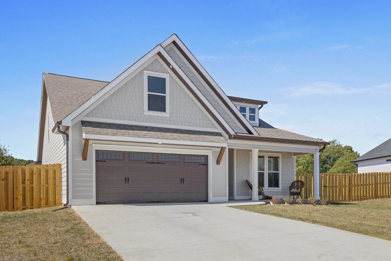 51 Seven Pines St, Chickamauga, GA 30707