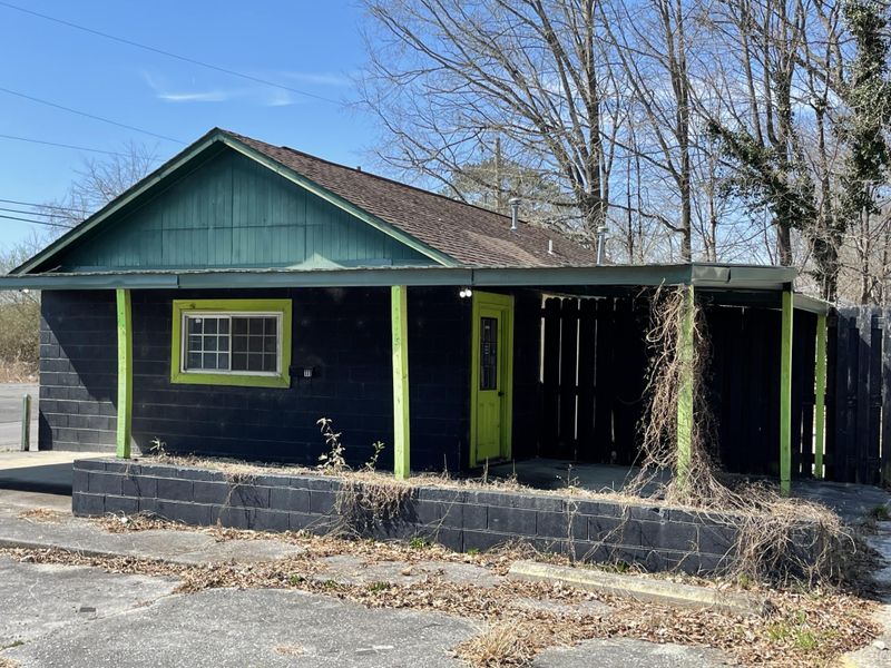 111 N Cherokee St, La Fayette, GA 30728
