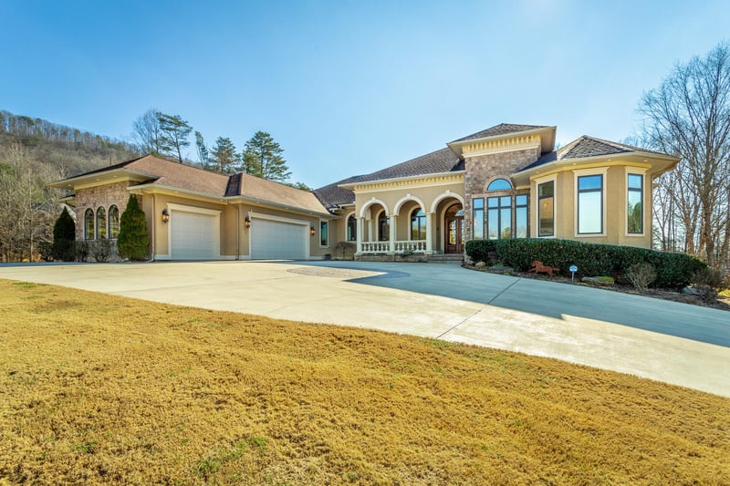 420 E Nickajack Rd, Ringgold, GA 30736