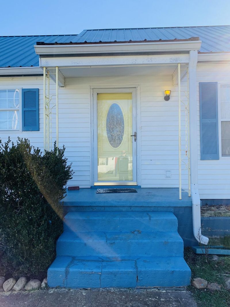 108 Ellis Dr, Rossville, GA 30741