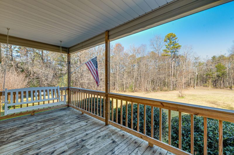 289 Lawson Rd, Trenton, GA 30752