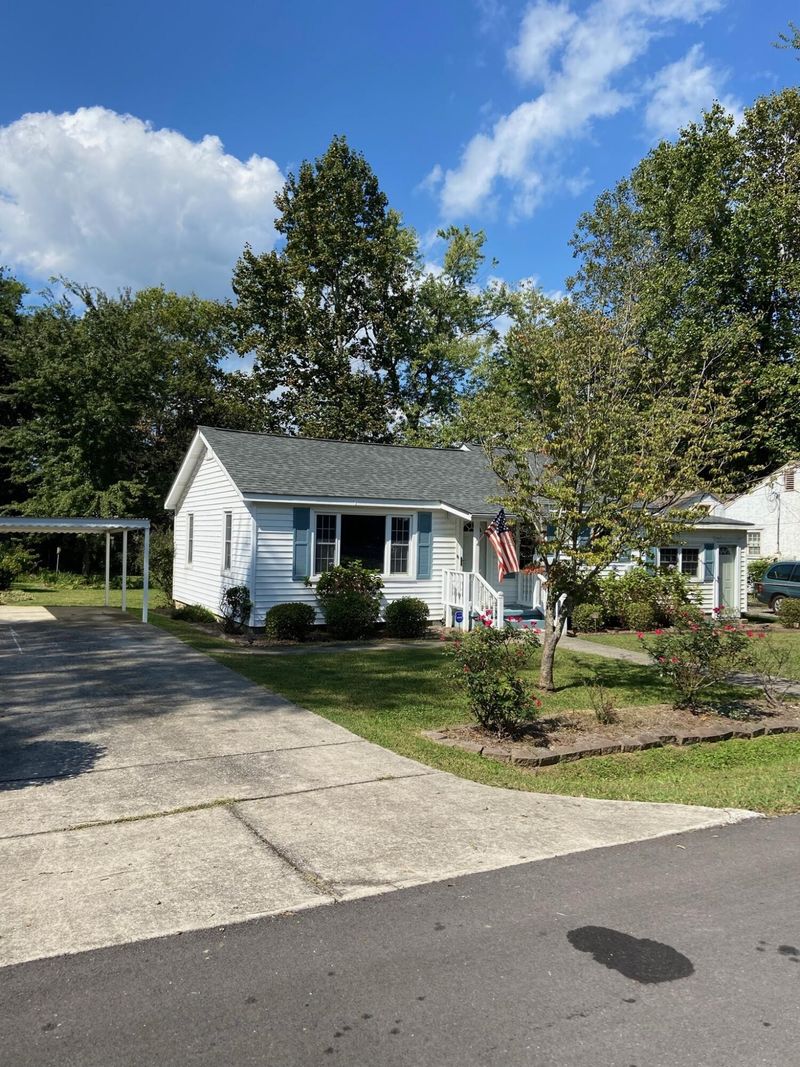 1103 Logan Ave, Rossville, GA 30741