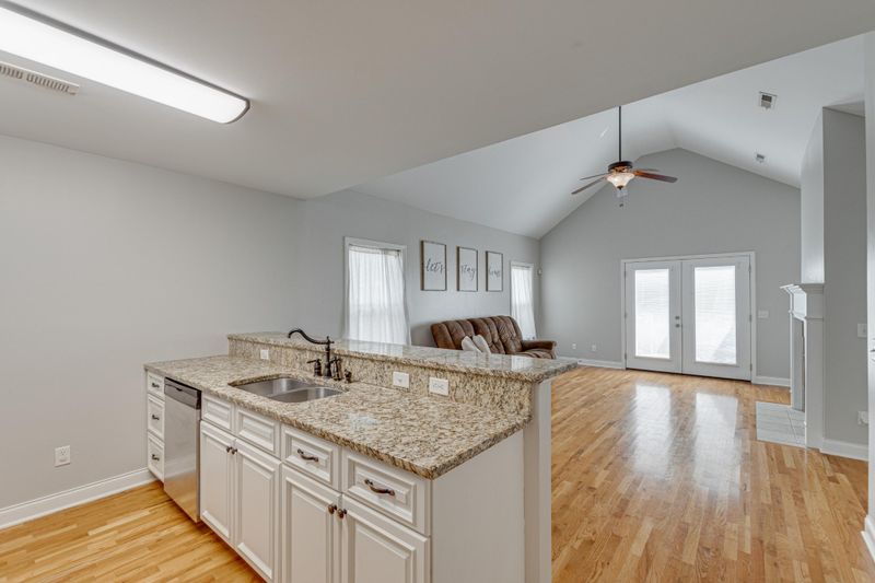 96 Battle Farm Ct, Rock Spring, GA 30739