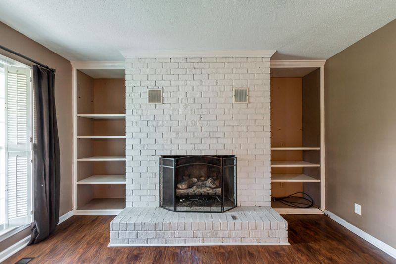 371 Pine Ave, Trenton, GA 30752