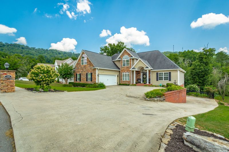 226 Canary Cir, Ringgold, GA 30736