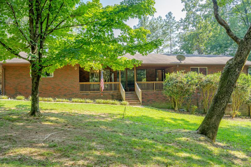 145 Sw Forest Hill Rd, Dalton, GA 30720