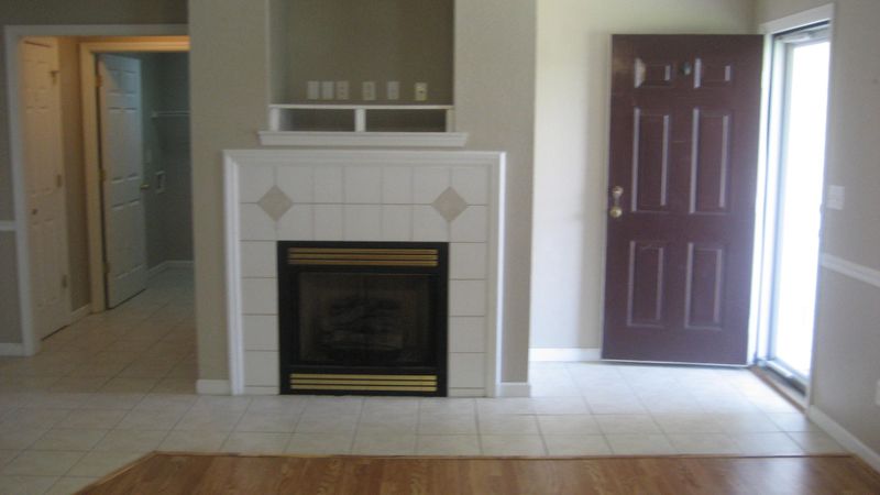 351 Flagstone Dr, Rossville, GA 30741