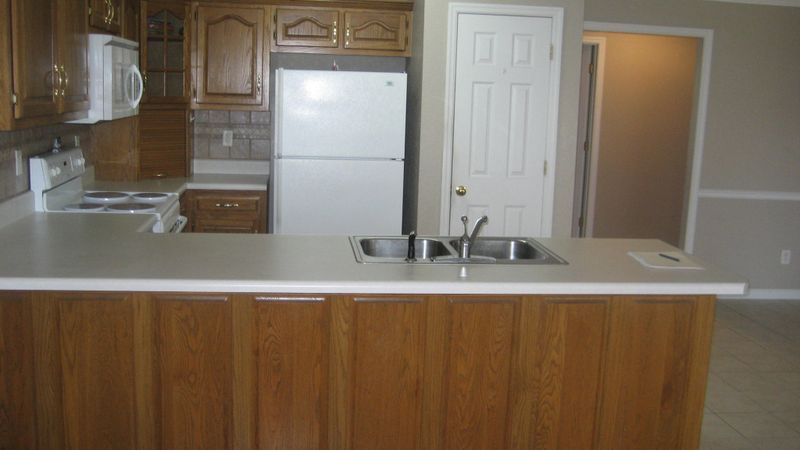 351 Flagstone Dr, Rossville, GA 30741