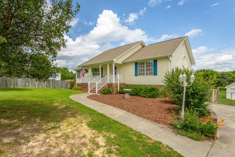 53 Spring Wind Cir, Ringgold, GA 30736