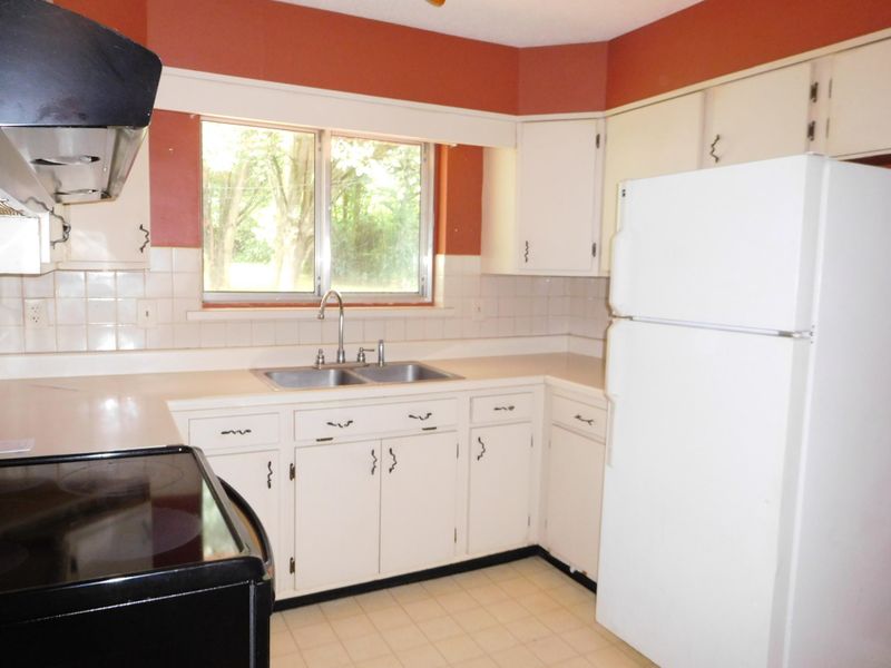 106 Waverly Dr, Rossville, GA 30741