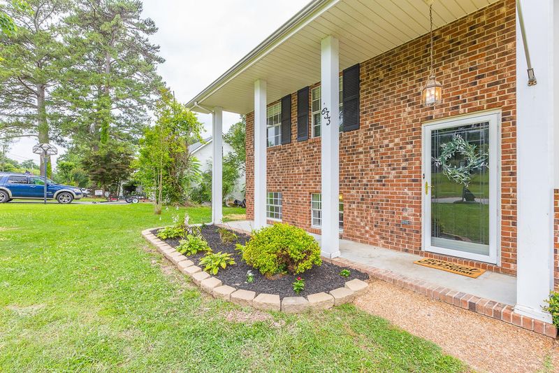 633 Brownwood Cir, Ringgold, GA 30736
