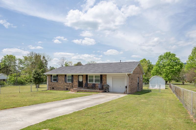 46 Melissa Dr, Trenton, GA 30752