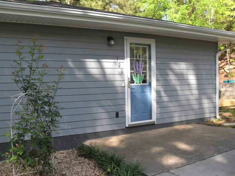 126 Murphy Ln, Ringgold, GA 30736