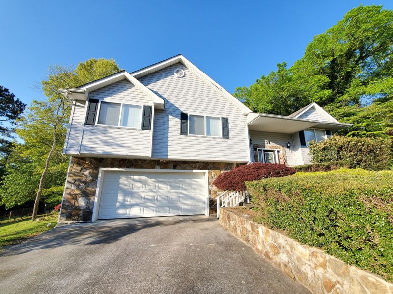 1 Alpine Dr, La Fayette, GA 30728