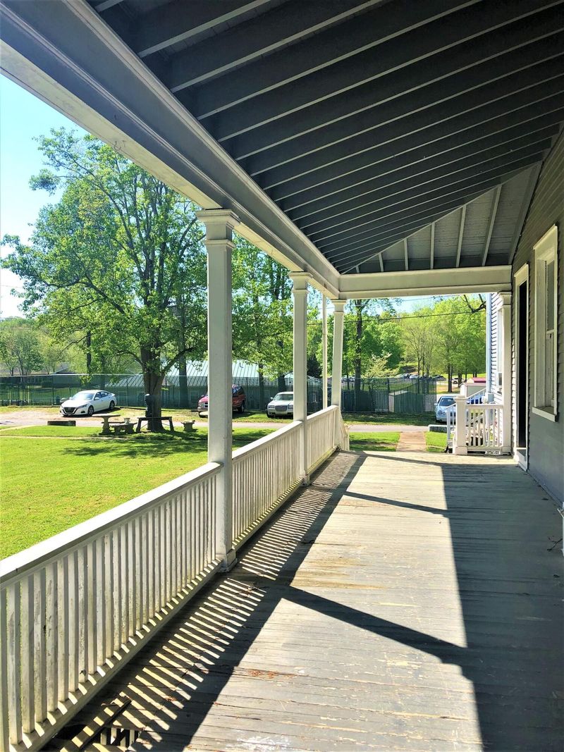 209 Barnhardt Cir, Fort Oglethorpe, GA 30742