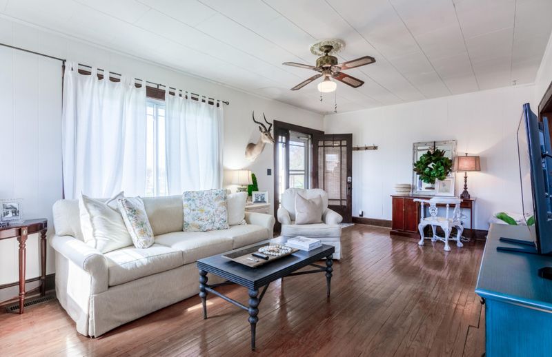 79 Cleveland St, Ringgold, GA 30736