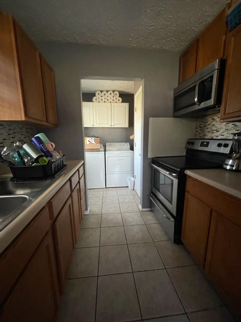 121 W Holly Dr, Chatsworth, GA 30705
